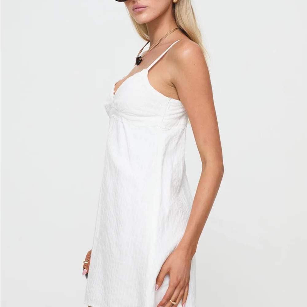 White Lace-Trim Slip Dress - Women - Picture 4 of 11